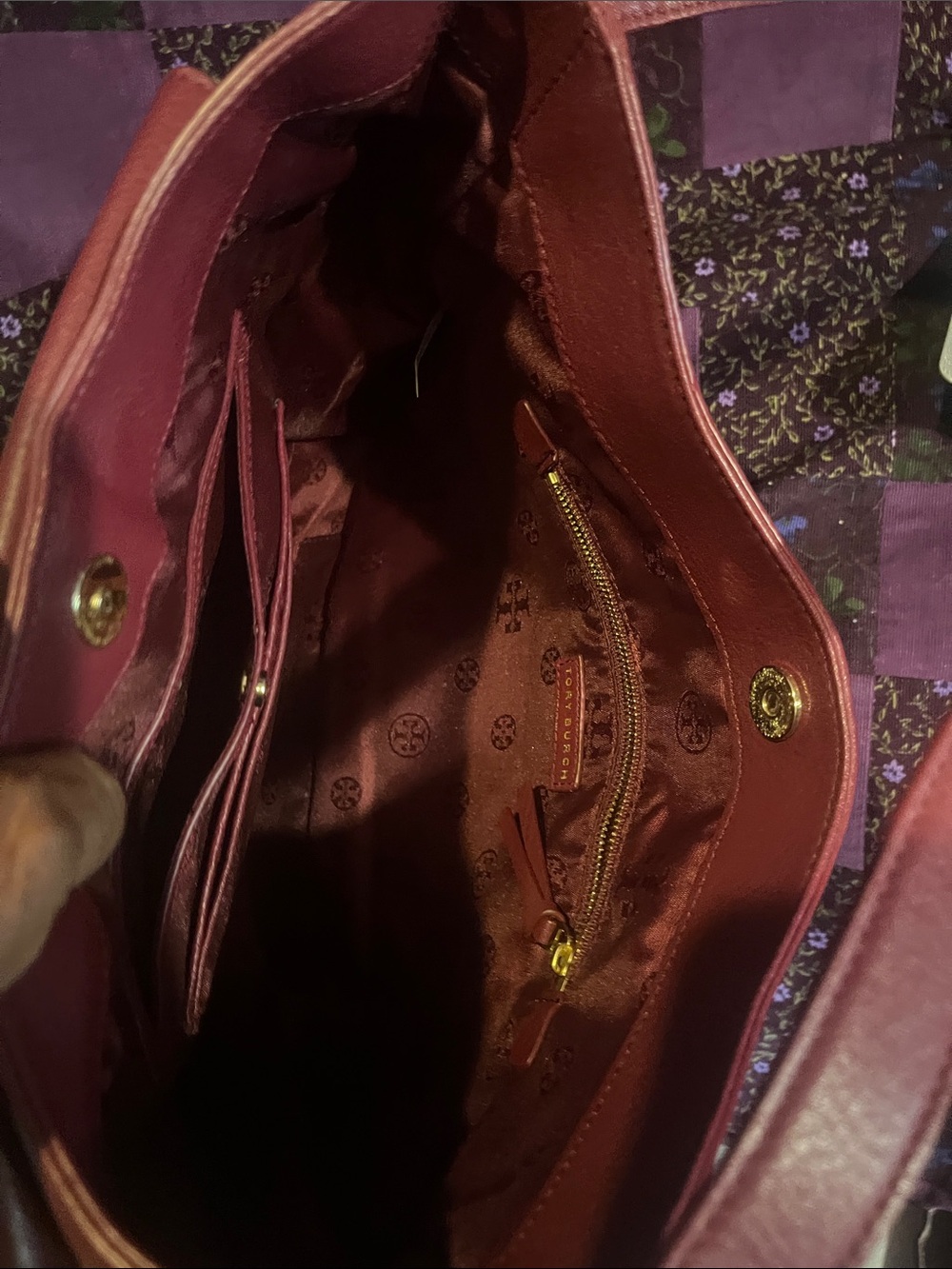 Tory Burch Deep Burgundy Leather Hobo with Gold Logo - Picture 5 of 7